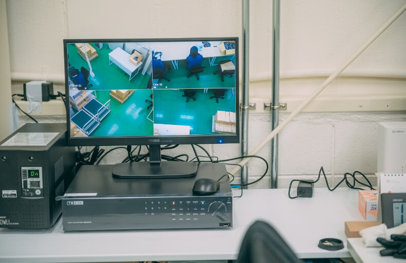 Internal Manufacturing 内職